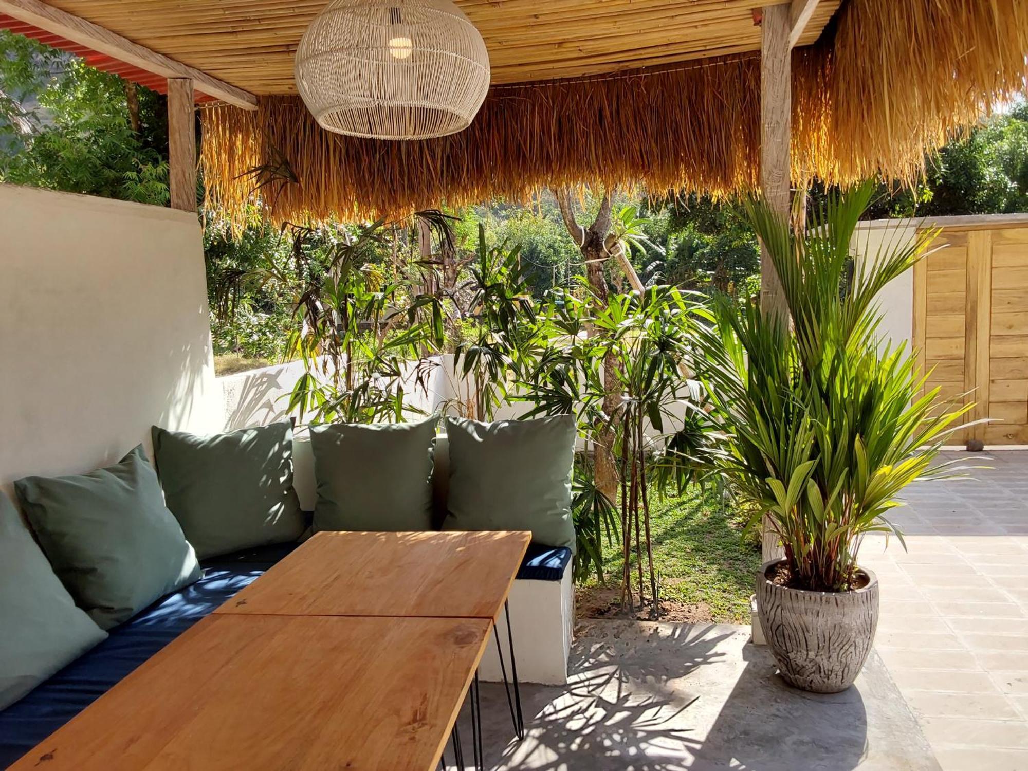 Okaoki Homestay Amed  Bagian luar foto